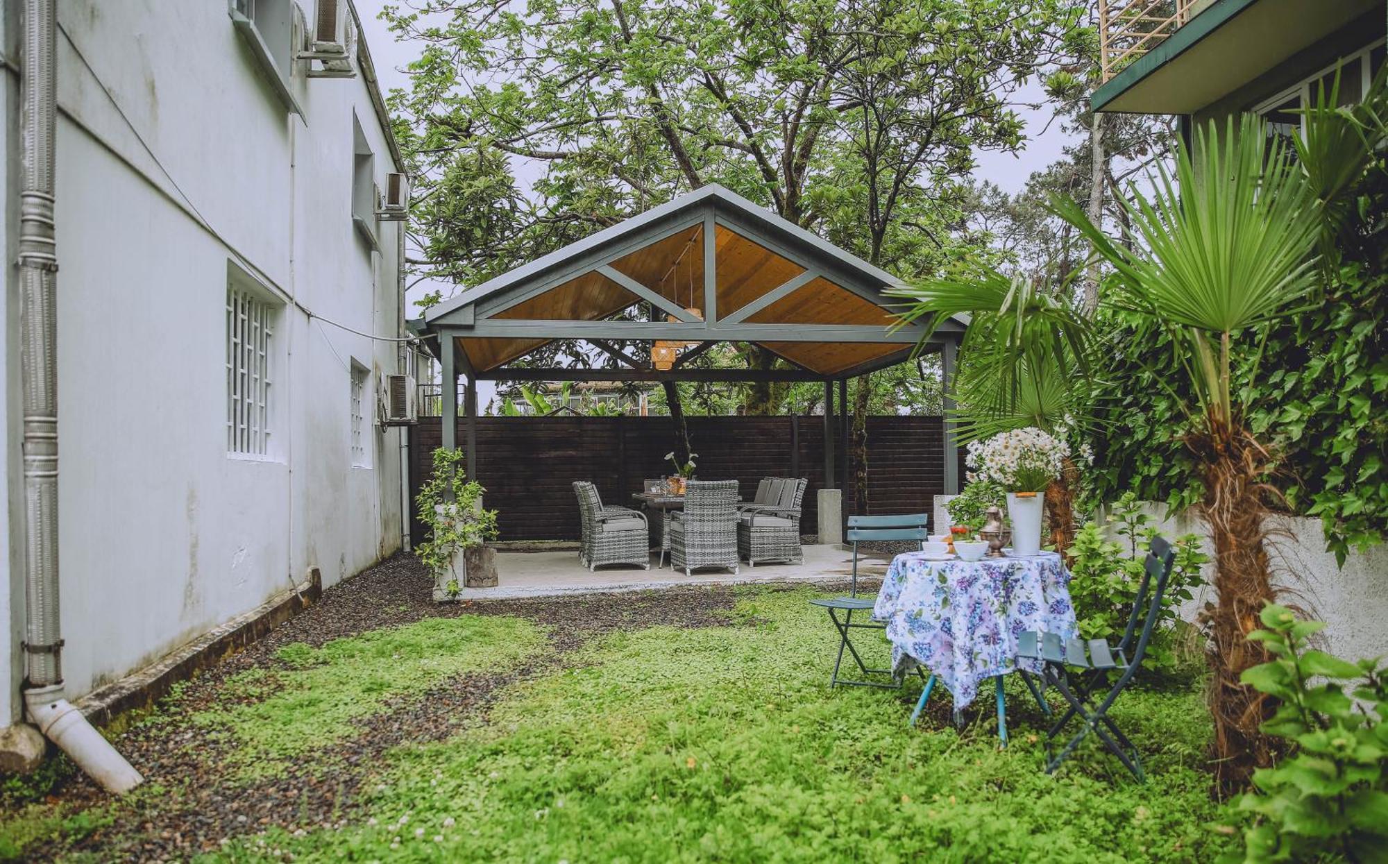 Qiwi House *